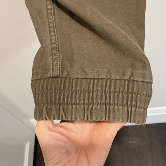 Aritzia TNA Green Relax fit Pant Size Small - Picture 5 of 13